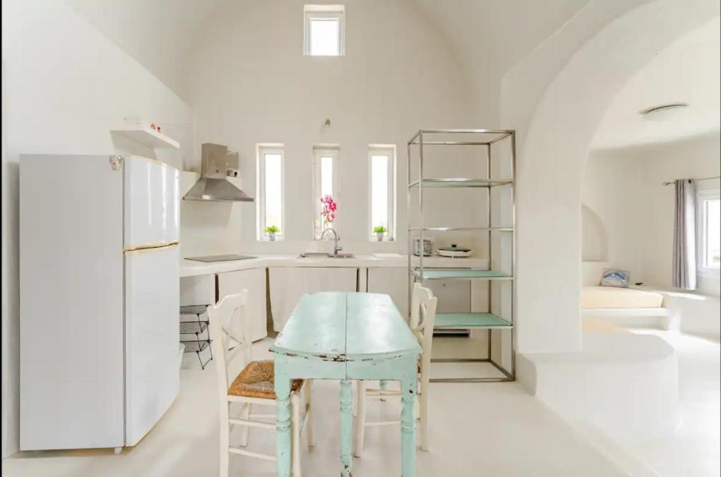 Drakkar Houses Fira  Exterior foto
